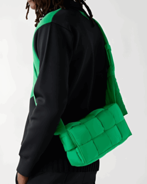 [보테가베네타] 패딩 나일론 테크 카세트백