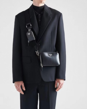 [프라다] 브리크 브러시드 레더 크로스백 2VH070