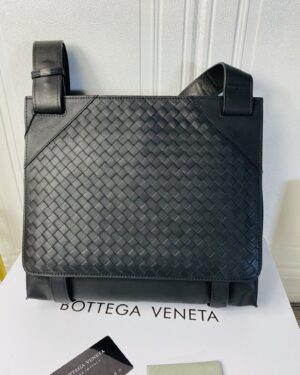 [보테가베네타] 인트레치아토 메신저 백 숄더 백