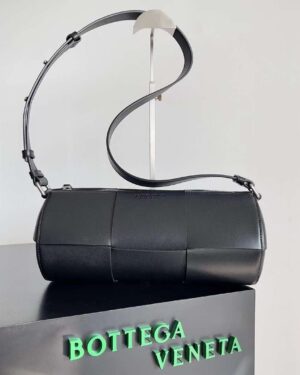 [보테가베네타] 미디엄 카네트 741562VB1K08480