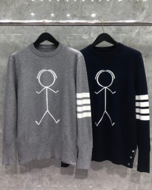 [톰브라운] 톰 아이콘 4선 클래식 풀오버 크루넥 니트