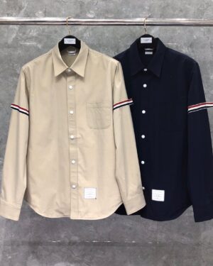 [톰브라운] 로고 패치 삼선 더블 암밴드 셔츠 자켓