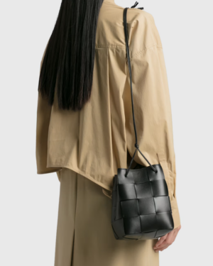 [보테가베네타] 스몰 카세트 크로스바디 버킷 백 680218VCQC48425