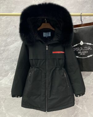 [프라다] 여성용 여우 모피 구스 다운 재킷