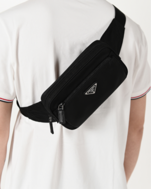 [프라다] 트라이앵글 로고 벨트백 2VL977