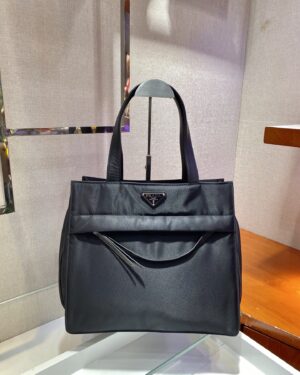 [프라다] 나일론 토트백 1BC318