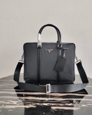 [프라다] 나일론 브리프케이스 서류가방 2VE871