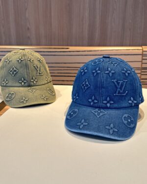 [루이비통] 남녀공용 모노그램 컨스텔레에션 볼캡