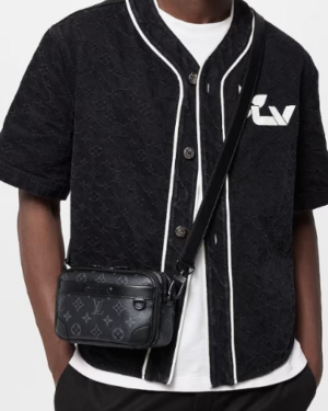 [루이비통] 알파 웨어러블 월릿 M82542