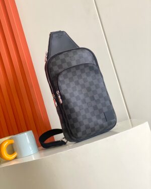 [루이비통] 에비뉴 슬링백 N45302