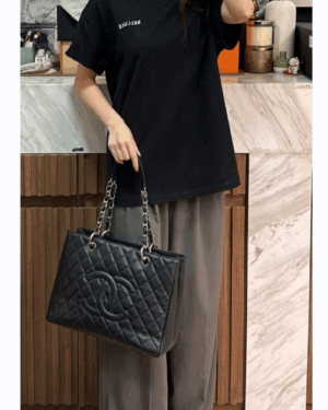 [샤넬] 그랜드 쇼핑 토트백 A50995