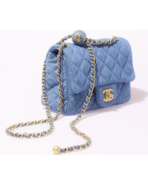 [샤넬] 골드볼 쁘띠삭 플랩백 AS1786