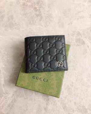 [구찌] GG  엠보스  반지갑