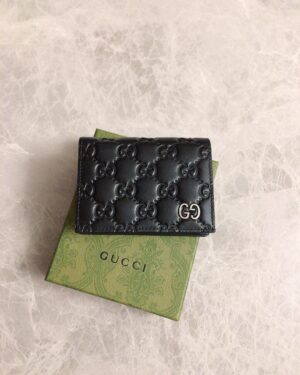 [구찌] GG  엠보스  카드지갑