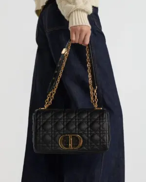 [디올] 미디엄 카로 백 블랙 금장 M9242UWHC