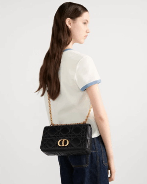 [디올] 소프트 카로 미디엄 백 블랙 금장 M9253UHPA