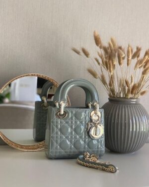 [디올] 레이디 미니 백 M0505OWCB