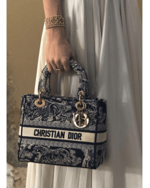 [디올] 레이디 디 라이트 미디엄 백 M0565ORGO