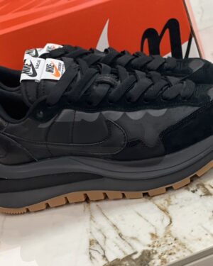 [나이키] NIKE SACAI 사카이 스니커즈