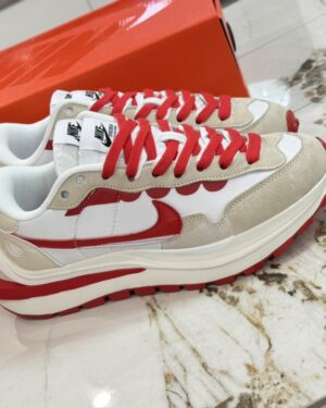 [나이키] NIKE SACAI 사카이 스니커즈