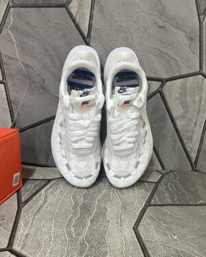 [나이키] NIKE SACAI 사카이 스니커즈