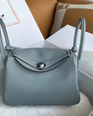 [에르메스] 린디 26cm(30cm) J7 Taurillon Clemence 송아지가죽 금장 은장 숄더백