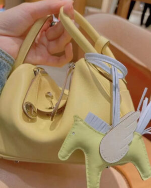 [에르메스] 미니 린디 1Z Jaine Poessin swift 송아지가죽 숄더백19CM/26CM