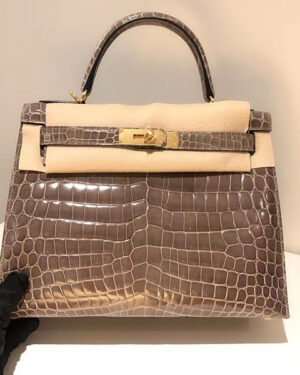 [에르메스] Kelly 켈리 25cm(28-32cm) 악어가죽 81 Gris Tourterelle 핸드백