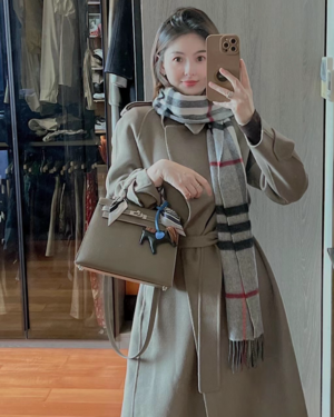 [에르메스] Kelly 켈리 25cm(28-32cm) CK18 Etoupe epsom 소가죽 핸드백