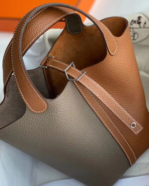 [에르메스] 피코탄 Picotin Etoupe Clemence 은장 금장 송아지가죽 핸드백