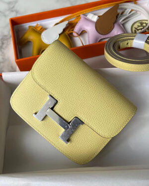 [에르메스] 콘스탄스 슬림 반지갑 1Z Jaune Poussin Epsom 송아지가죽 금장