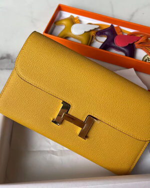 [에르메스] 콘스탄스 장지갑 9D Ambre Epsom 송아지가죽 금장