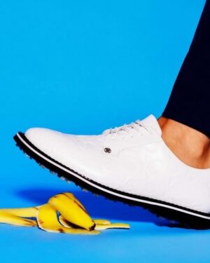 [지포어] EMBOSSED SKULL GALLIVANTER