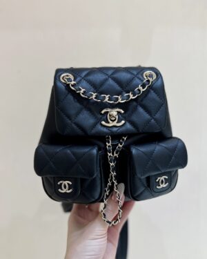 [샤넬] 듀마 더블포켓 백팩 (스몰) (As3737)