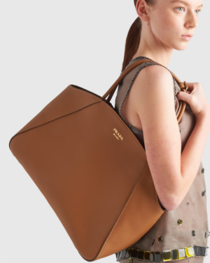 [프라다] 라지 가죽 토트백 1BG510_2CYS_F03BH_V_OOO