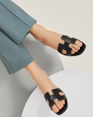 [에르메스] 오란 샌들 블랙