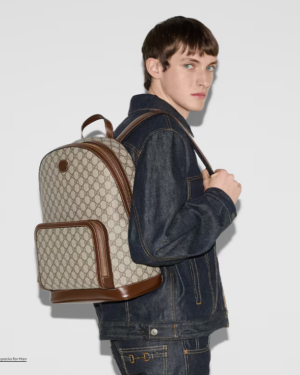 [구찌] 인터로킹 G 백팩 704017