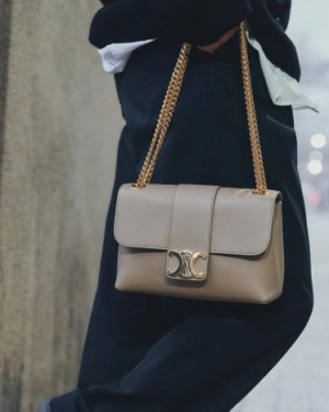 [셀린느] 미디엄 빅투아르백 115853FDU.18BS