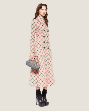 [미우미우] 나파 가죽 미우 벨 클러치 5BK011_N88_F0770