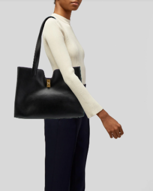 [셀린느] 카바스 16 블랙 112583EZU.38NO