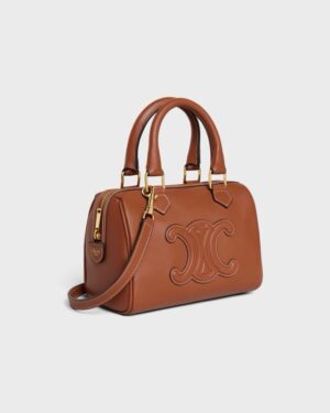 [셀린느] 스몰 퀴르 트리옹프 보스턴 113773DU3.04LU