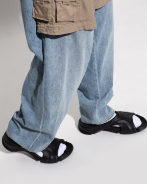 [발렌시아가] 몰드 슬라이드 샌들 653873 W3CE2-1000