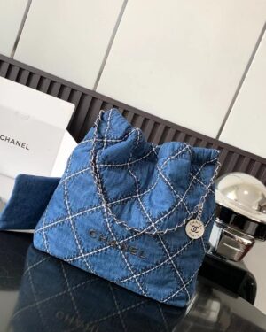 [샤넬] 24S 22 백 스티치 데님 스몰 AS3260