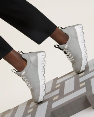 [에르메스] Impulse 스니커즈 H241903ZHAR390