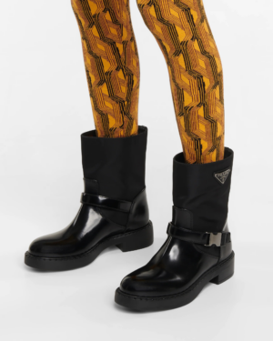 [프라다] 리나일론 및 가죽 앵클 부츠 1U682M