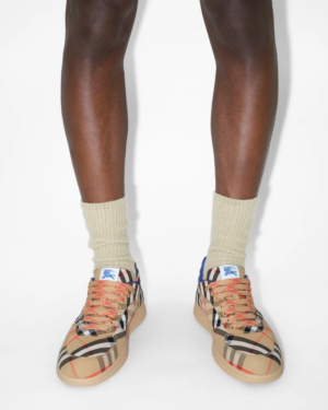 [버버리] 체크 테라스 스니커즈 80952761