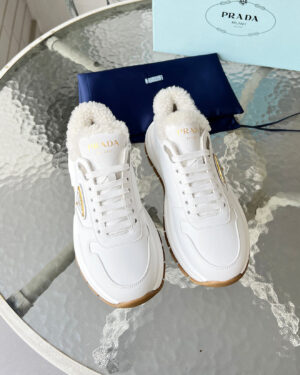 [프라다] Prax 원 가죽 스니커즈 1E804M_038