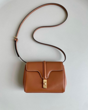 [셀린느] 미니 소프트 16 - 부드러운 카프스킨 10L353EQR 04LU