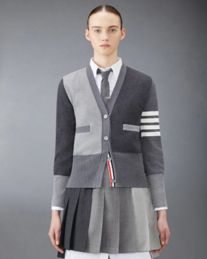 [톰브라운] 펀믹스 코튼 크레이프 V-넥 4-바 카디건 FKC207F