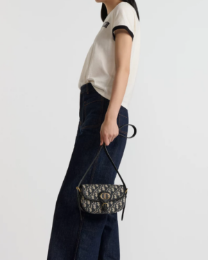 [디올] 바비 바비 이스트 웨스트 숄더백 M9335UTZQ